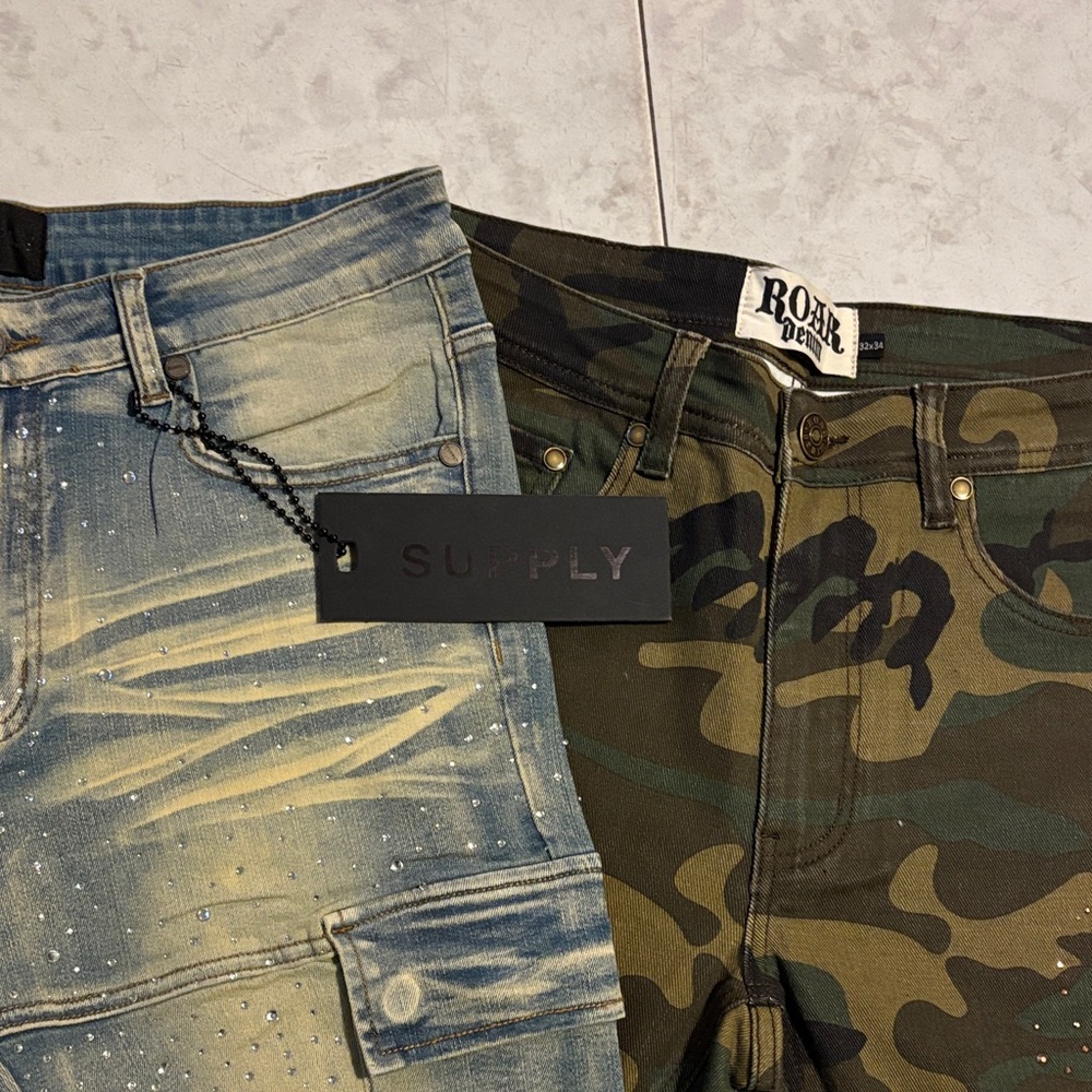 Men's Camouflage and Distressed Cargo Studded Jeans Set Flair Bottoms - Picture 2 of 4